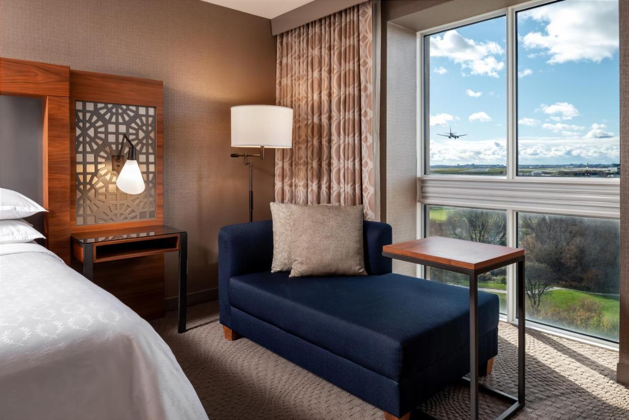Larger Guest room 1 King Golf view High floor