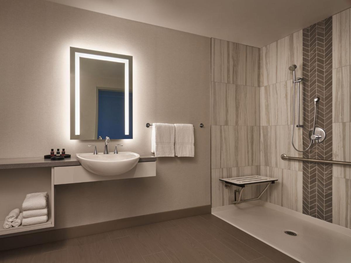 Accessible Room Two Queen City View