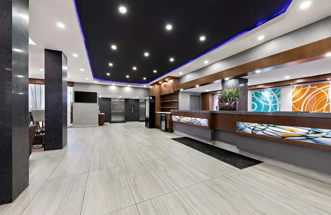 Best Western Plus Toronto North York Hotel & Suites-1