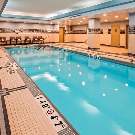 Best Western Premier Toronto Airport Carlingview Hotel-2