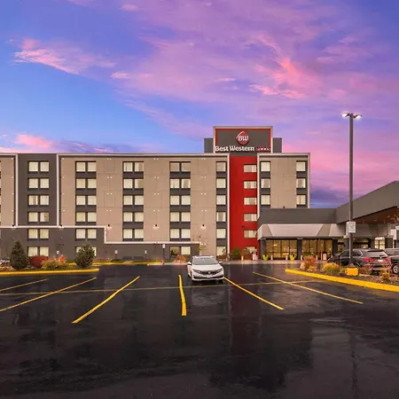 Best Western Plus Toronto North York Hotel & Suites-2